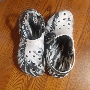 Kids black and white marbled crocs